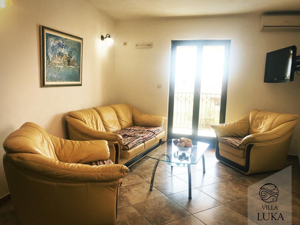Apartments Villa Luka Светі-Стефан Екстер'єр фото