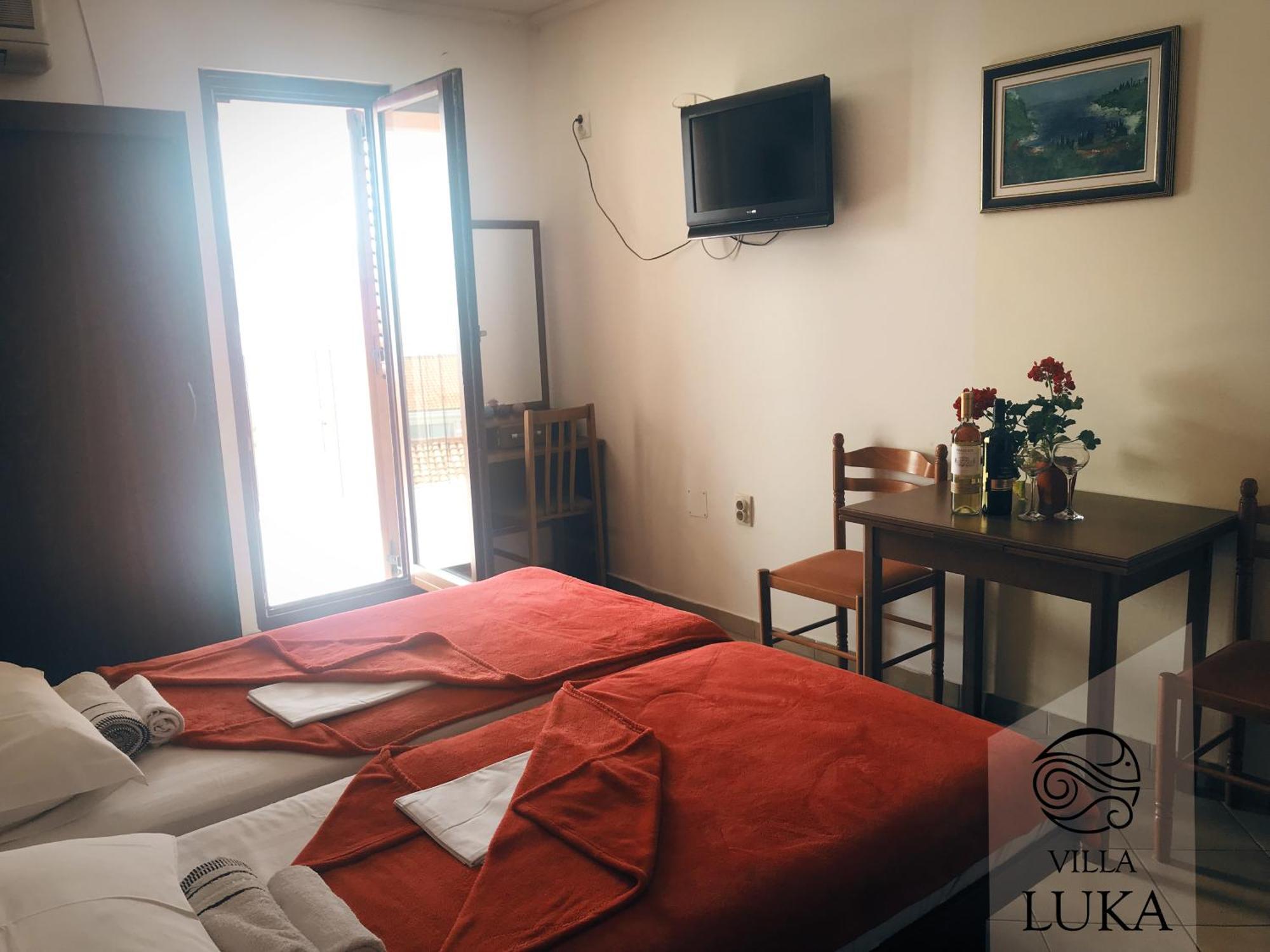 Apartments Villa Luka Светі-Стефан Екстер'єр фото